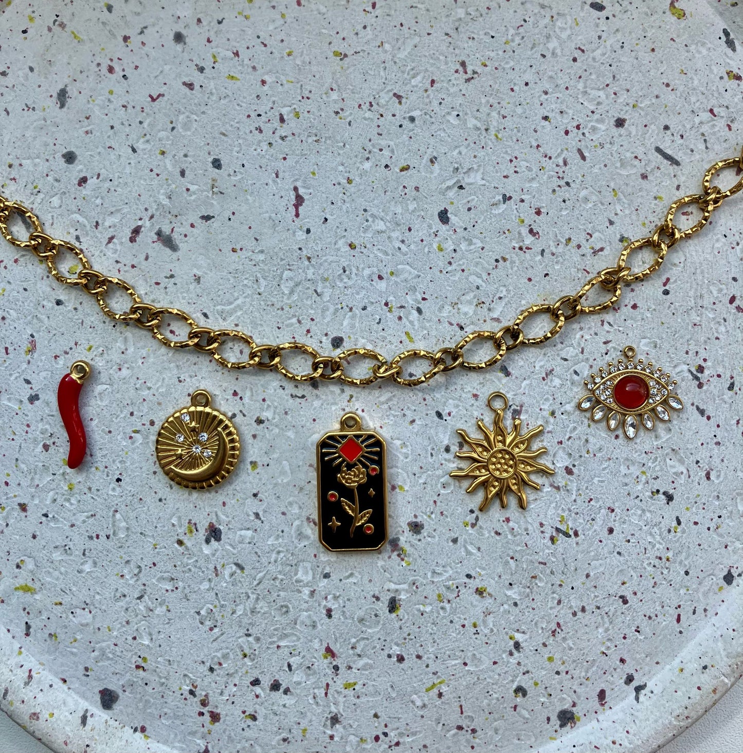 Red Eye Dreams - Bedelketting