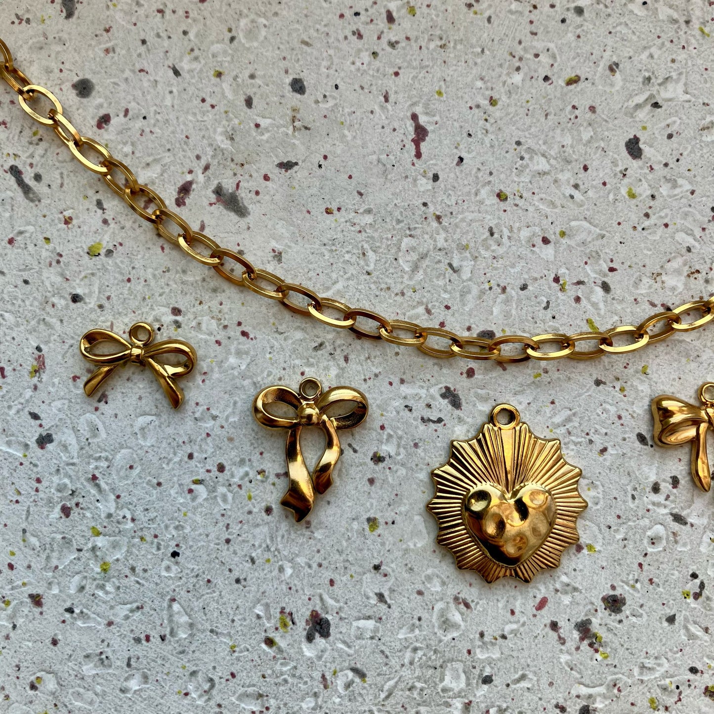 Bow My Heart - Bedelketting